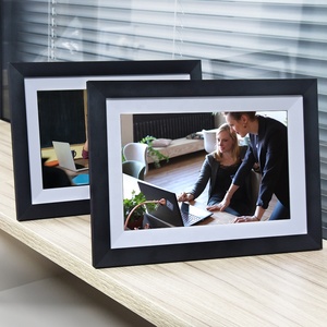 Marco de Fotos Digital de Madera de 10.1 Pulgadas con WiFi, Reproducción de Video, MP3, 16GB de Almacenamiento en la Nube, Diseño Delgado, Venta al Por Mayor, Nuevo <span class=keywords><strong>2022</strong></span> - Product Image 6