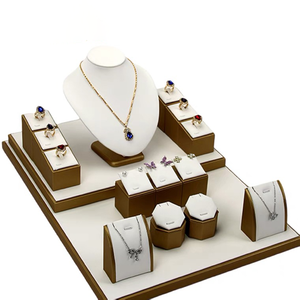 Direttamente dai produttori di resina gioielli espositore Rack per <span class=keywords><strong>vetrine</strong></span> Premium <span class=keywords><strong>vetrine</strong></span> oggetti di scena per vetrina - Product Image 3