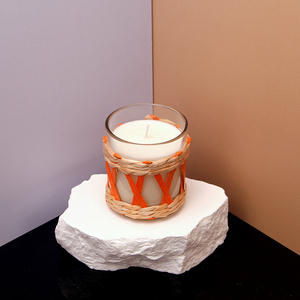 Bougie <span class=keywords><strong>d</strong></span>'art en cire de soja écologique | <span class=keywords><strong>D</strong></span>écoration moderne de la maison avec parfum botanique pour les célébrations de mariage de Pâques et du Nouvel An - Product Image 1