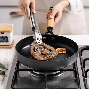 ชุดเครื่องครัวเหล็กเคลือบกันติดแบบจีนใหม่ กระทะ หม้อต้ม หม้อก้นแบน ชุดครัวครบชุดสำหรับใช้ในบ้าน - Product Image 4