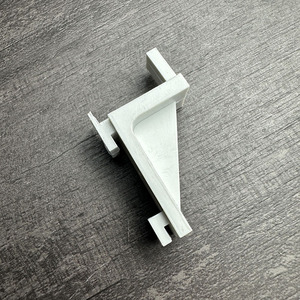 Soporte de plástico para estantes de refrigerador, divisor de gancho, capacidad de carga de 200 lb, fácil instalación para congeladores y vitrinas - Product Image 1