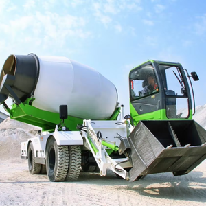 Kleiner Selbstladender Betonmischer 360 °   Rotierender Selbstladender 3,5m³ <span class=keywords><strong>Mini</strong></span>-Transportmischer Selbstladender Transportmischer Preis - Product Image 1