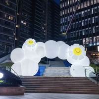 Arche de fleurs gonflable pour mariage, événement, publicité, festival, décoration extérieure personnalisée, promotion de marque avec éclairage LED pour la nuit