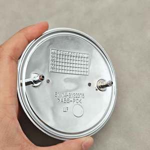 Emblème de capot avant <span class=keywords><strong>et</strong></span> arrière en carbone 74 mm 82 mm pour <span class=keywords><strong>BMW</strong></span> M Performance E60 E61 E36 F20 E87 G20 G30 X1 X3 X5 - Product Image 2