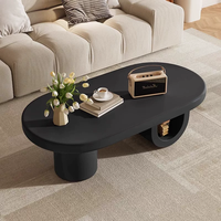 Table basse fabriquée en usine pour le salon, mobilier d'intérieur, style moderne et simple, design tendance et luxueux, plateau en bois et métal, rangement intégré