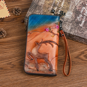Ando Bag Portefeuille long pour femme en cuir véritable, style vintage, avec motif cerf embossé, fermeture éclair intégrale et dragonne - Product Image 2