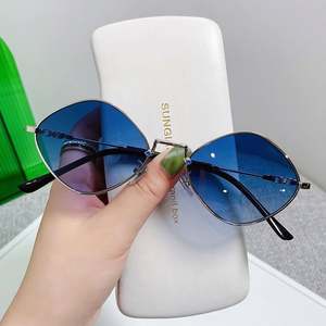 ビンテージ金属フレームシェードメガネ楕円形サングラスHdサンシェードUv不規則な猫アイウェアLentes De Sol - Product Image 6