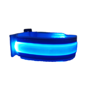 Bracciale con luce a LED luminosa su misura <span class=keywords><strong>per</strong></span> gli amanti bracciale con luce a 15 colori misti braccialetti promozionali in poliestere - Product Image 1