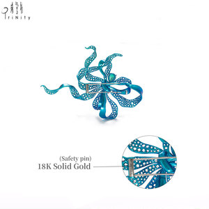 Luxury Wholesale Manufacturer Export <b>Pendant</b> And Brooch Dual Purpose Titanium 18K <b>Solid</b> <b>Gold</b> Natural Diamond Emerald Jewelry - Product Image 2