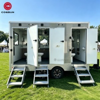 Cogsun Remorque Sanitaire Mobile de Luxe Personnalisée à 3 Cabines, Toilettes Portables pour Événements Commerciaux Extérieurs