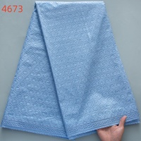 4673 Prix de gros Dentelle africaine en coton brodée Dentelle suisse de haute qualité en voile pour hommes et femmes Robes de fête de mariage