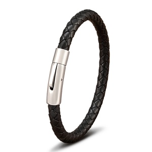 Bracelets en <span class=keywords><strong>cuir</strong></span> noir tressé populaires 2026 avec acier inoxydable électroplaqué pour hommes et femmes - Product Image 5
