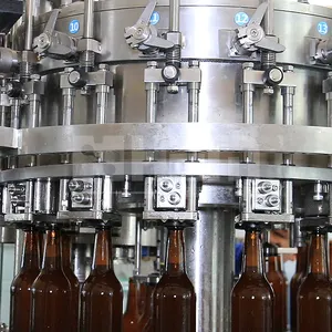 การออกแบบใหม่ขวดแก้วน้ำน้ำผลไม้เครื่องดื่มเบียร์ Isobaric เครื่องบรรจุขวดสำหรับโรงงานผลิต