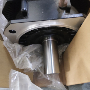 มอเตอร์เซอร์โว AC รุ่น FANUC A06B-1459-B100 biIP 22/6000 Alpha Series - Product Image 4