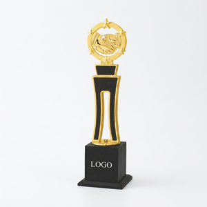 Trofeo metálico corporativo de alta calidad, adecuado para conferencias, seminarios y eventos anuales de reconocimiento a empleados, con grabado personalizado. - Product Image 1