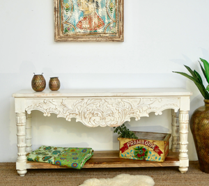 Console en bois massif ancienne et artisanale, étroite, pour appartement, chambre et salon, au design traditionnel et élégant. - Product Image 3