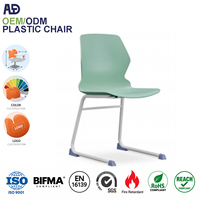 Chaise d'école empilable en plastique PP avec structure métallique pour auditorium