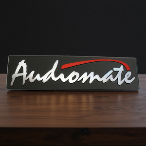 맞춤형 모던 다이캐스트 알루미늄 오일 프레스 가공 실크스크린 인쇄 라우드스피커 박스 사운드박스 명판 3D 엠보싱 - Product Image 1