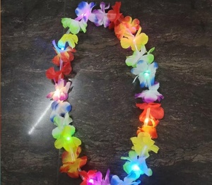 Collares de Flores Luminosos LUYI-LED, Collar de Flores Suaves con Luces, Arcoíris Hawaiano, para Fiestas Tropicales, Carnaval, Graduación, Día de San Valentín - Product Image 3