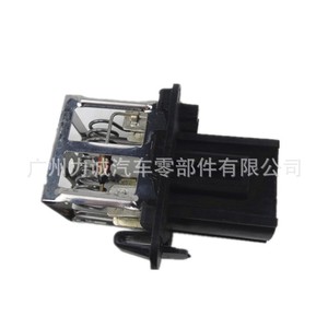Resistencia para Ventiladores de Radiador Eléctricos para Ford EcoSport y Fiesta 8V518L603AA 1850718 8V5Z8L603A, Producto de Alta Calidad Aplicable - Product Image 1