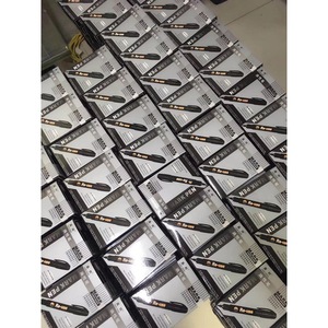 ปากกามาร์คเกอร์ชนิดน้ำมันเฉน บัง หมึกถาวร สีดำ แดง น้ำเงิน ปลอกพีวีซี หัวแบน ใช้สำหรับทำเครื่องหมายสินค้า - Product Image 5