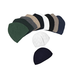 Gorro de Oración Kufi Moderno, Ajustable, 100% Algodón, con Diseños Contemporáneos, Material de Alta Calidad para Entusiastas de la Moda - Product Image 1