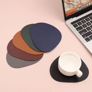 Posavasos de Cuero PU Nórdico en 11 Colores, Forma Irregular, Fácil de Limpiar, Aislante, Decoración para Mesa de Comedor - Product Image 3