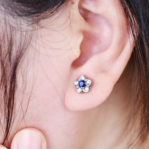 Pendientes de Botón de Oro Blanco Sólido de 18K Hechos a Mano con Zafiro y Perla de Agua Dulce, Elegantes, con Forma de Flor, Regalo para Fiestas, Uso Diario para Mujer - Product Image 2