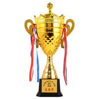 Trophée d'or en gros pour les compétitions sportives Bronze Iron Craft Nouveau design Metal Crown Trophy Cup