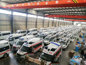 Nouvelle <span class=keywords><strong>ambulance</strong></span> de transport de patients Diesel V348 à toit surélevé avec transmission automatique, secours médical et pression négative - Product Image 5