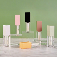Divers AS + ABS 5ml Rose Blanc Noir Vide Tube de Brillant à Lèvres Personnalisé Conteneur Tubes de Brillant à Lèvres Carrés avec Baguette