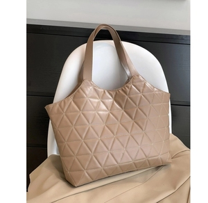 Ensemble sac et chaussures en cuir véritable pour femme Loui, style 5000, avec logo en cristal, décoration en perles, fermeture éclair, doubles poignées - Product Image 5