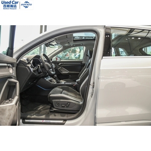 Véhicule d'occasion en promotion : <span class=keywords><strong>Audi</strong></span> <span class=keywords><strong>Q3</strong></span> <span class=keywords><strong>45</strong></span> <span class=keywords><strong>TFSI</strong></span> <span class=keywords><strong>quattro</strong></span> Turbo <span class=keywords><strong>2020</strong></span>, cuir, jantes R19, automatique, SUV de luxe dynamique, conduite à gauche, faible kilométrage, excellentes performances - Product Image 5