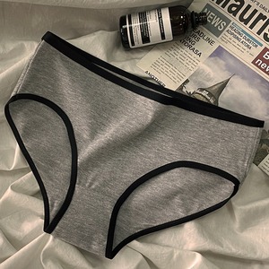 Mutandine da donna Sexy in Nylon di seta al latte <span class=keywords><strong>perizoma</strong></span> ad alta elasticità e comodo <span class=keywords><strong>con</strong></span> Logo a vita media color Nude sulla vita - Product Image 5