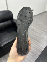 Semelles de chaussures de football antidérapantes et durables en TPU de haute qualité pour adultes et enfants, fabriquées en Chine