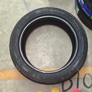 Neumáticos UHP 225 60R18 <span class=keywords><strong>235</strong></span> <span class=keywords><strong>60r19</strong></span> 245 50r20 255 45zr21 285 40zr23 305 30zr26 295 25zr28 PCR Marca Mileking Modelo MK937 - Product Image 2