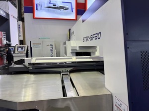 Multi-station Servo <strong>Turret</strong> <strong>Punching</strong> <strong>CNC</strong> <strong>Turret</strong> <strong>Punching</strong> <strong>Machine</strong> <strong>Punching</strong> <strong>Machine</strong> <strong>for</strong> Complex Workpieces - Product Image 3