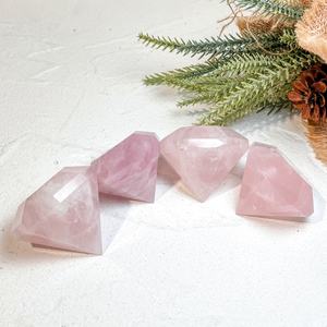 Nouvelle Arrivée Naturel Rose Quartz Rose Poli Cristal Artisanat Diamant Énergie Pierre Tour Sculpture pour Feng Shui - Product Image 6