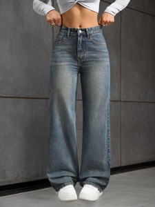 Explosive High-Waist-Jeans in Hellblau und Grau mit geradem, weitem Bein - Product Image 3