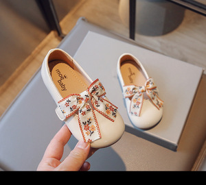 Zapatos de Princesa con Lazo y Cuentas para Niñas, Zapatos de Baile con Suela Suave de Cristal para Niñas - Product Image 6