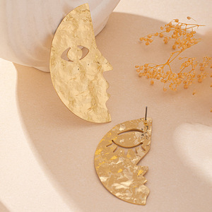 Pendientes Asimétricos de Moda Kaimei 2026, Pendientes de Aleación Dorados para Mujer, Estilo Halloween, Pendientes Originales para Mujer - Product Image 5