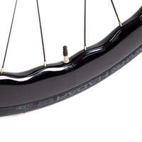 Vélo de triathlon professionnel Aero en fibre de carbone, 24 vitesses, passage des câbles entièrement intégré, léger, pour la course