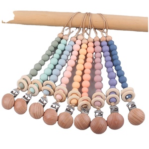 Clip de sucette bébé en silicone en bois pendentif en forme de coeur accessoire anti-chute pour porte-tétine factice - Product Image 1