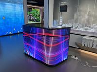 Pantalla LED Interior Personalizada Qray Qray-X P2.5, Pantalla Flexible Elíptica para Cabina de DJ, Mostrador, Centro Comercial, Resistente al Agua IP65