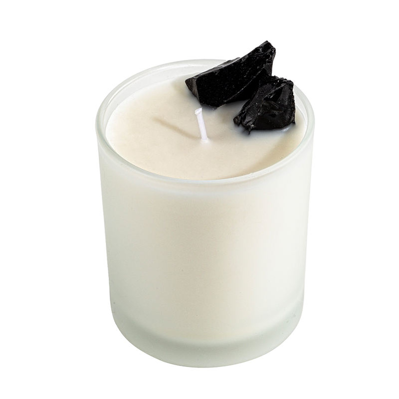 ไม้จันทน์และส้ม