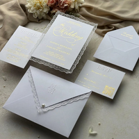 Ensemble d'invitations de mariage en dentelle blanche, cartes en papier, enveloppes, cartes RSVP, détails pour le mariage