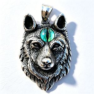 Yunnique – pendentif tête de loup, œil rouge, en acier titane, collier pour hommes, bijoux en forme d'animal, cadeau - Product Image 3