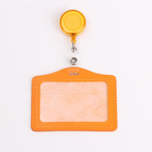 Porta Tarjetas de Identificación Retráctil para Enfermeras/Doctores, con Hebilla, Fácil de Sacar, de Cuero Sintético PU, para Tarjetas de Presentación y Permiso de Trabajo - Product Image 5