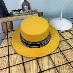 Topi Desainer Vintage Pria Wanita Mode Keluaran Terbaru Hotsale 2022 Topi Datar Desainer Topi Panama Fedora Jazz Pinggiran Lebar