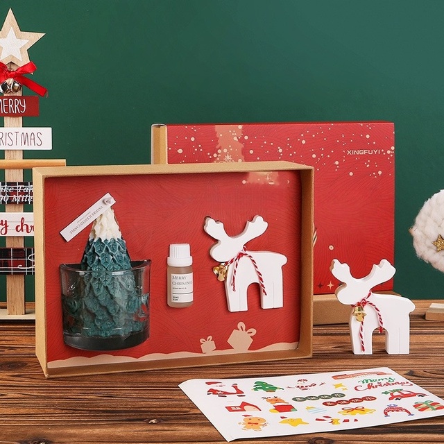 Christmas Shaped Reed Diffuser Candle Combo Set Beautiful Gift Box Packing Perfect for Home Fragrance and Festival Decoration